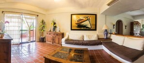 TV - First Floor Spacious Condo Puesta de Sol,Marina Vallarta (Puerto Vallarta)