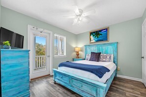 6 chambres, bureau, fer et planche à repasser, lit parapluie