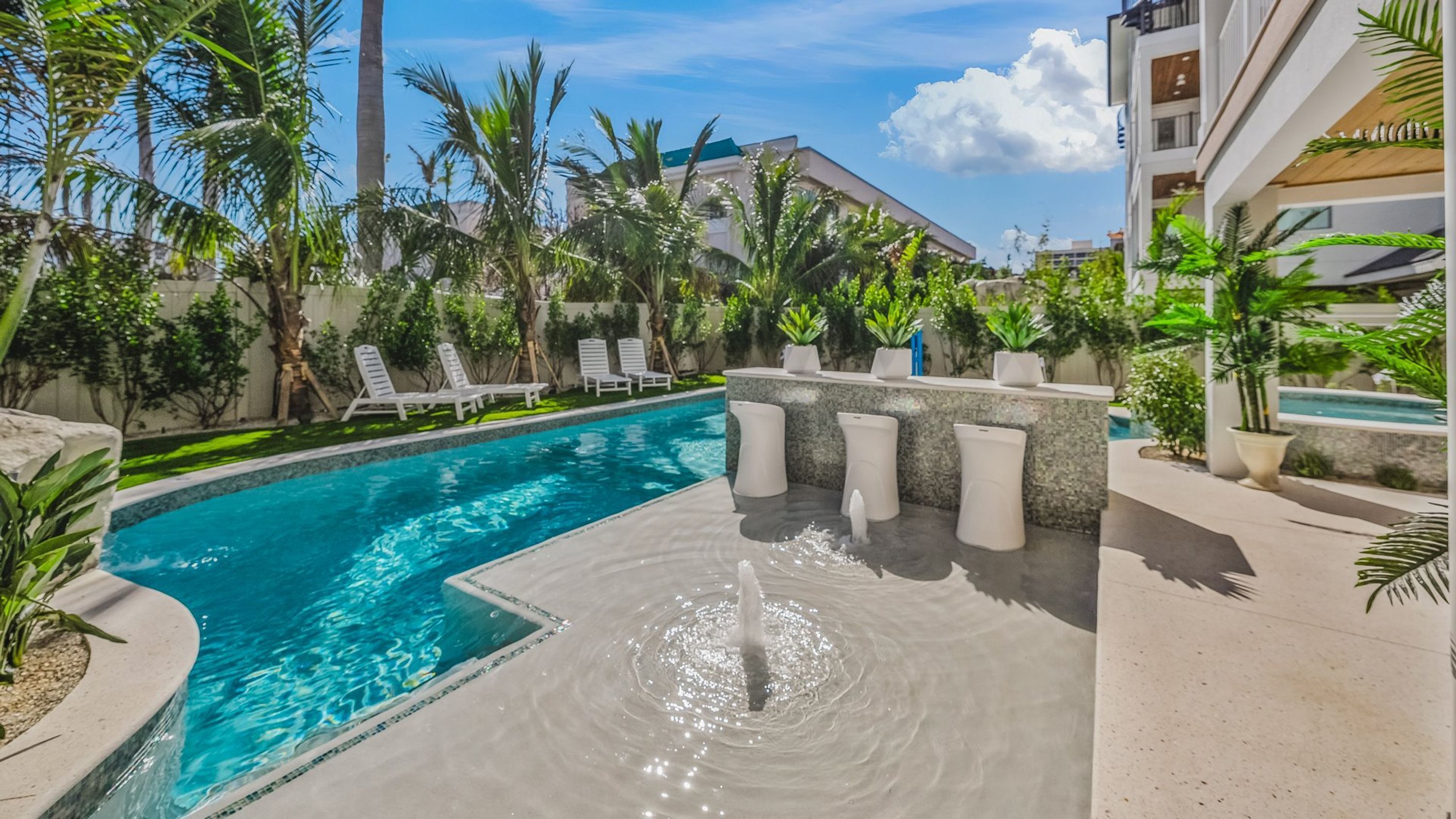 5 habitaciones y acceso a internet 