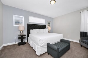 5 chambres, coffre-fort, fer et planche à repasser