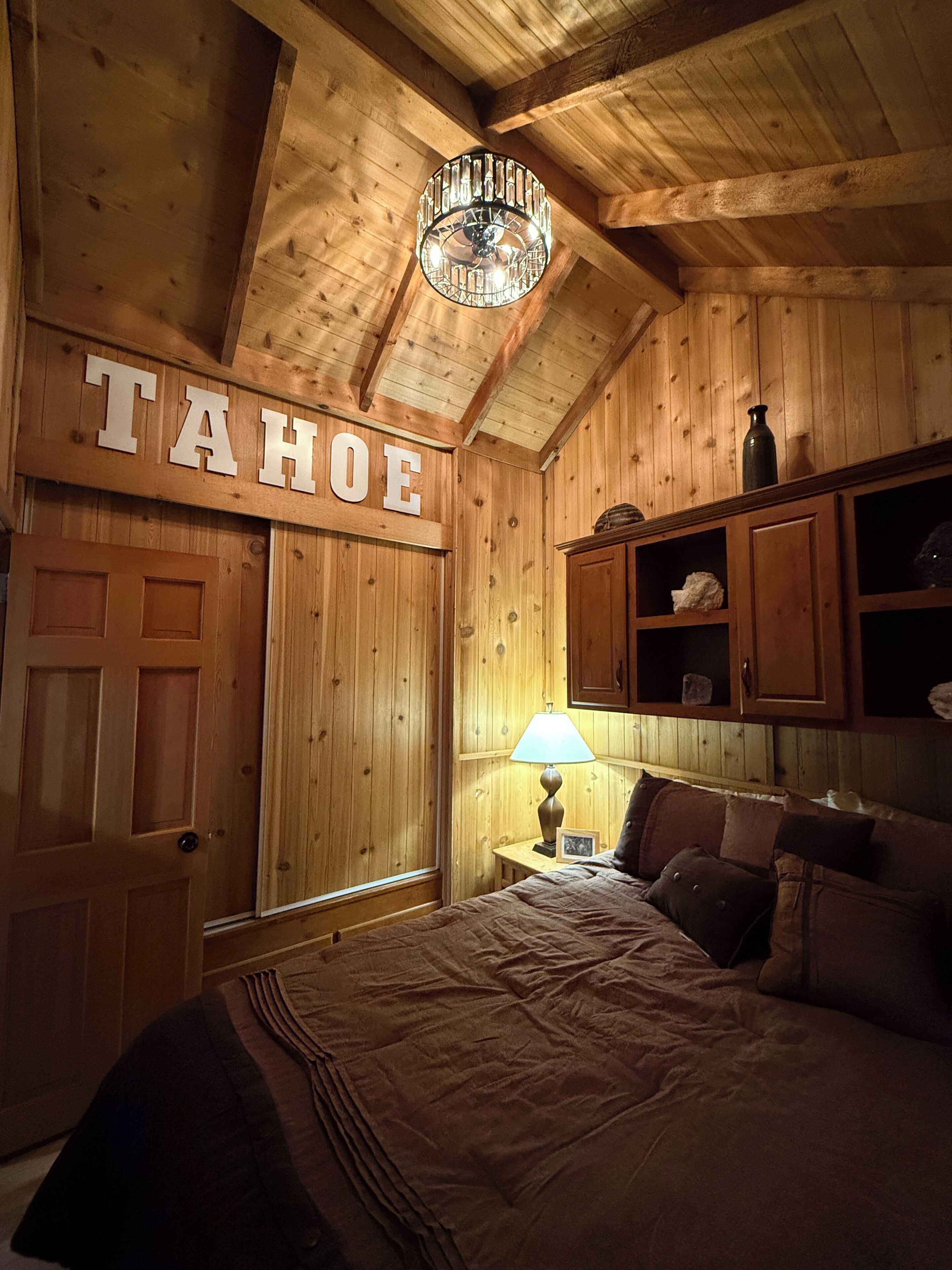 2 quartos, ferros/tábuas de passar roupa, Wi-Fi de cortesia