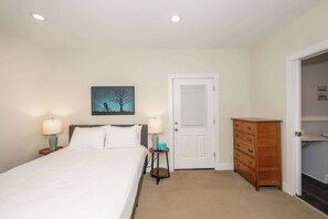 Maison, plusieurs lits, patio, vue jardin (Loveland Landing) | 3 chambres, Wi-Fi gratuit