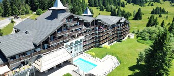 ⛰🌱 Cozy Studio in Praz-de-Lys – Mont Blanc View and Private Pool 🌞