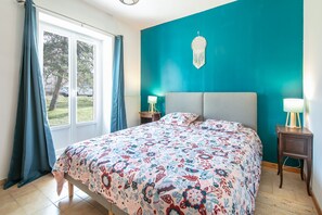 2 bedrooms, iron/ironing board, free WiFi, bed sheets - Refuge Vassivain - Appt avec jardin vue montagne (Vassieux-en-Vercors)