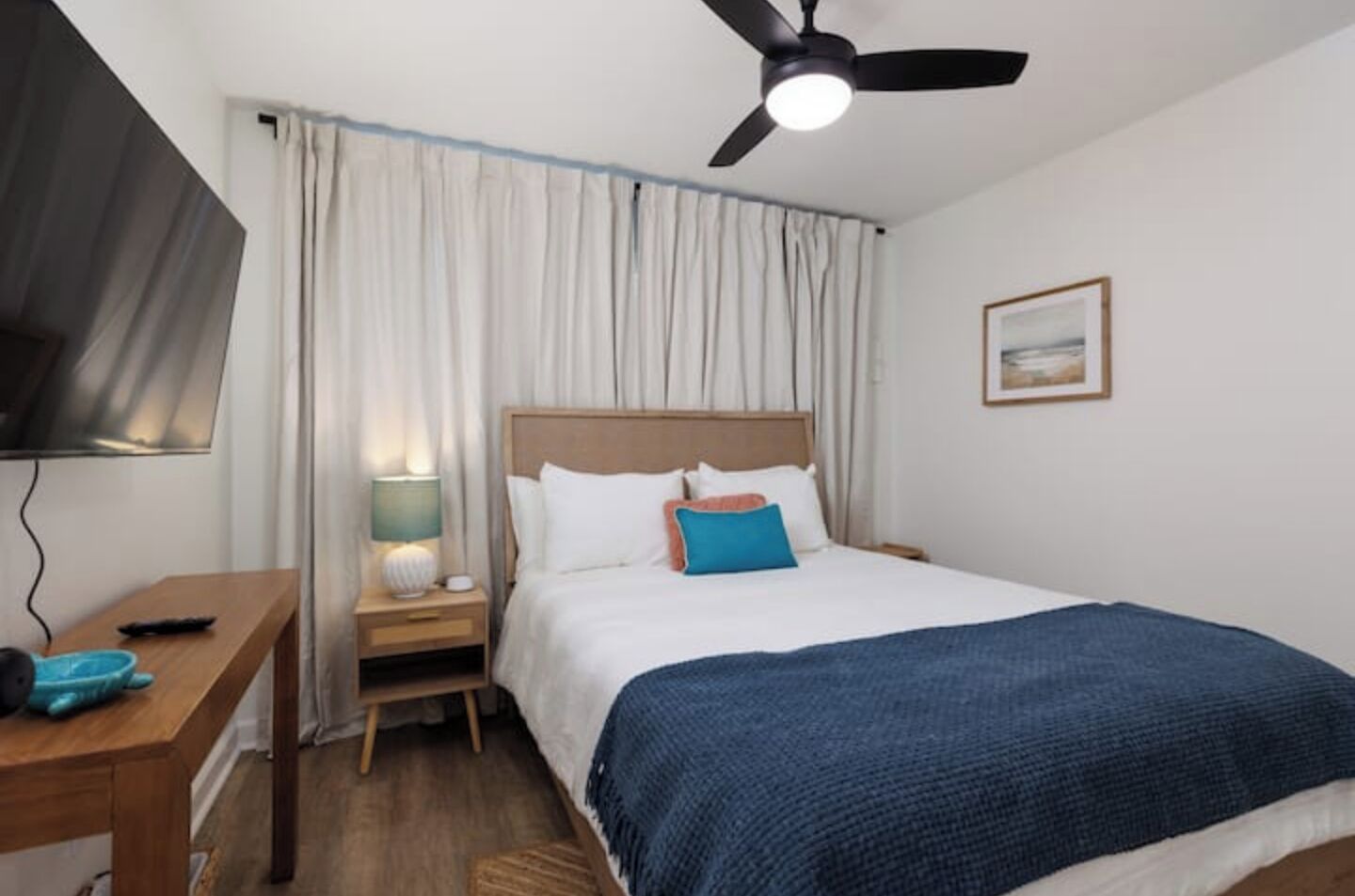 2 chambres, fer et planche à repasser, Wi-Fi gratuit, draps fournis