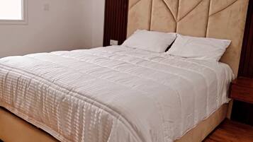 2 Schlafzimmer, Bügeleisen/Bügelbrett, kostenloses WLAN, Bettwäsche