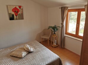 1 habitación, internet y ropa de cama 