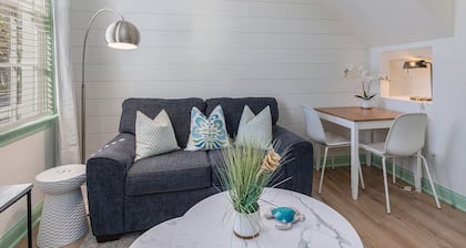 Palmetto Hideaway~Cozy 1br/1ba Townhome