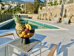 A heated pool - Cozy and Secluded Opatija Retreat with Private Pool and Terrace (Opatija)