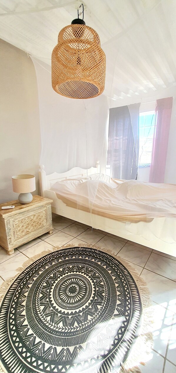 1 chambre, lit de bébé portatif, Wi-Fi