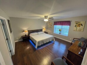 4 bedrooms, desk, iron/ironing board, travel cot