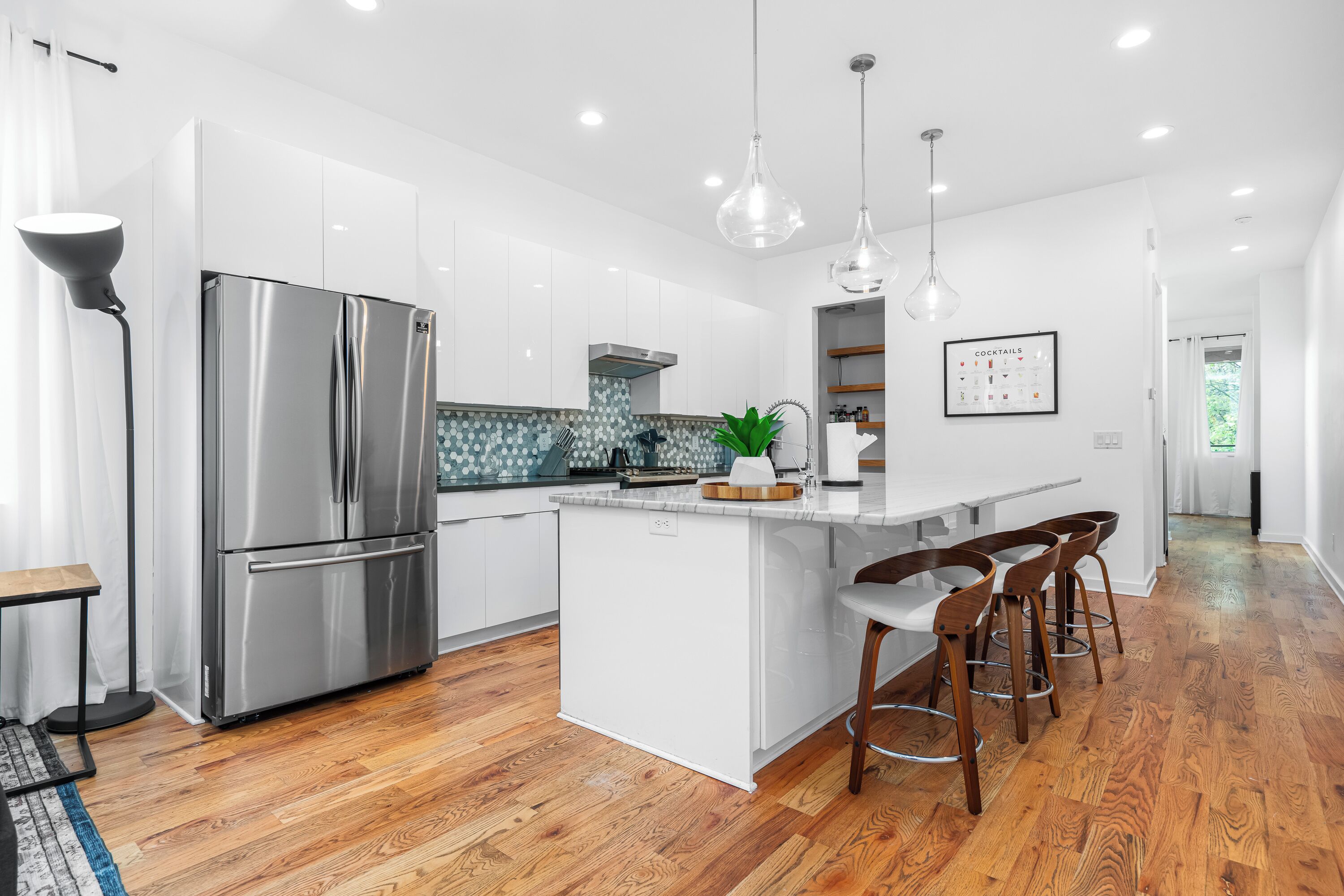 冰箱、微波炉、烤箱、炉灶