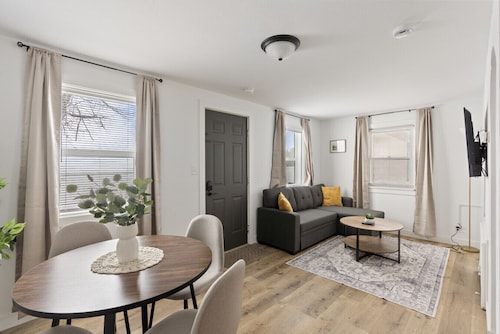 Quaint Lakeview Getaway | Trails & Town at Your Doorstep