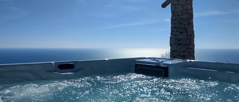 室外 SPA 浴池