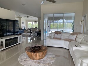 Smart-TV, Bücher, Computerbildschirme, Drucker