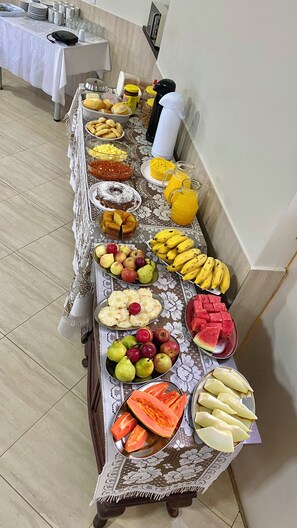 Petit déjeuner préparé à la commande compris tous les jours