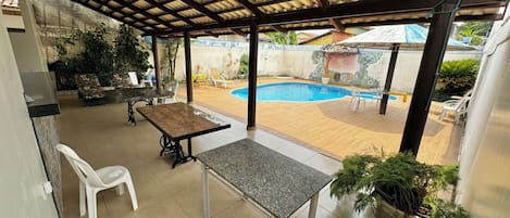 Piscina all'aperto