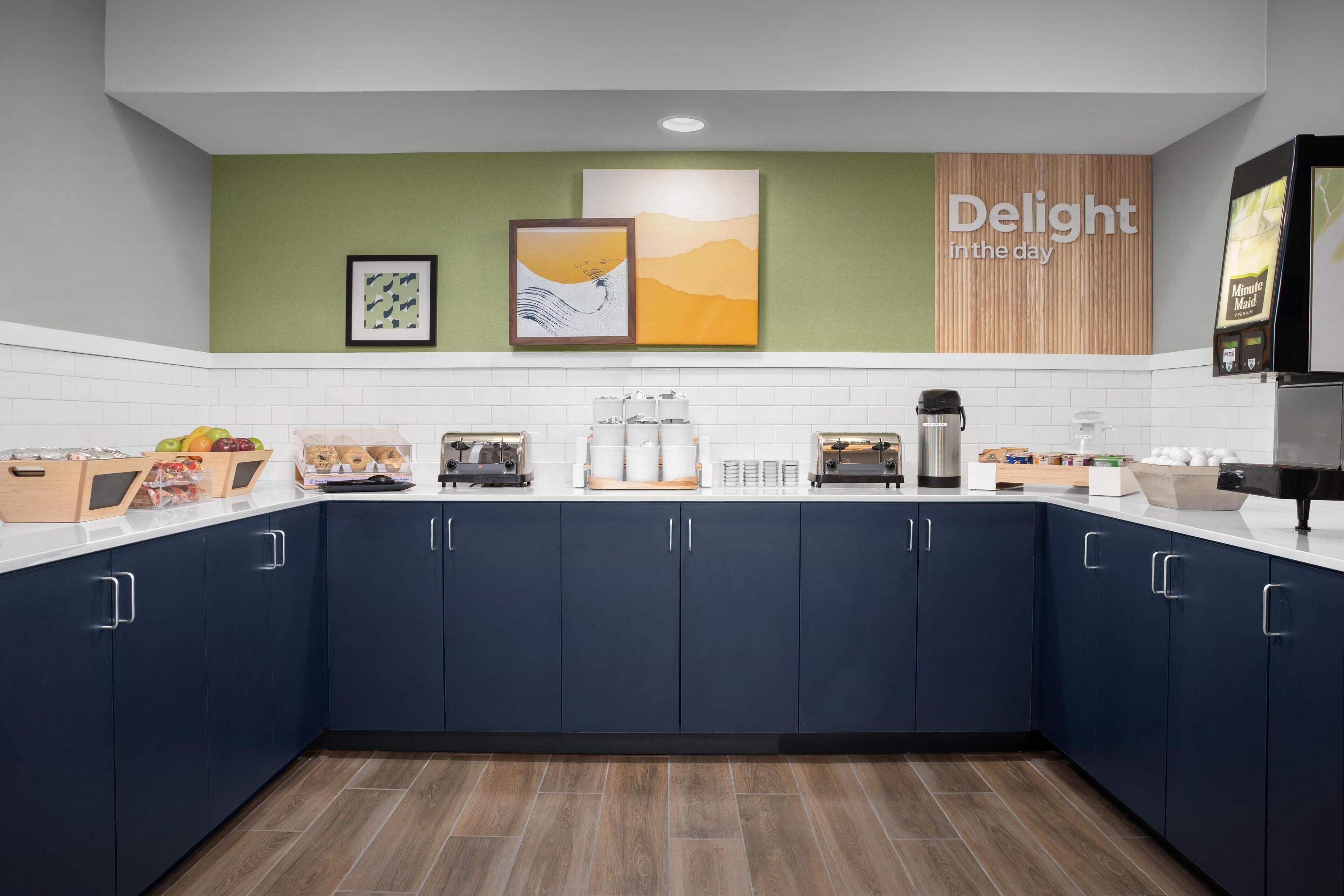 Free daily continental breakfast