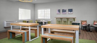 Spark By Hilton Tucson Airport