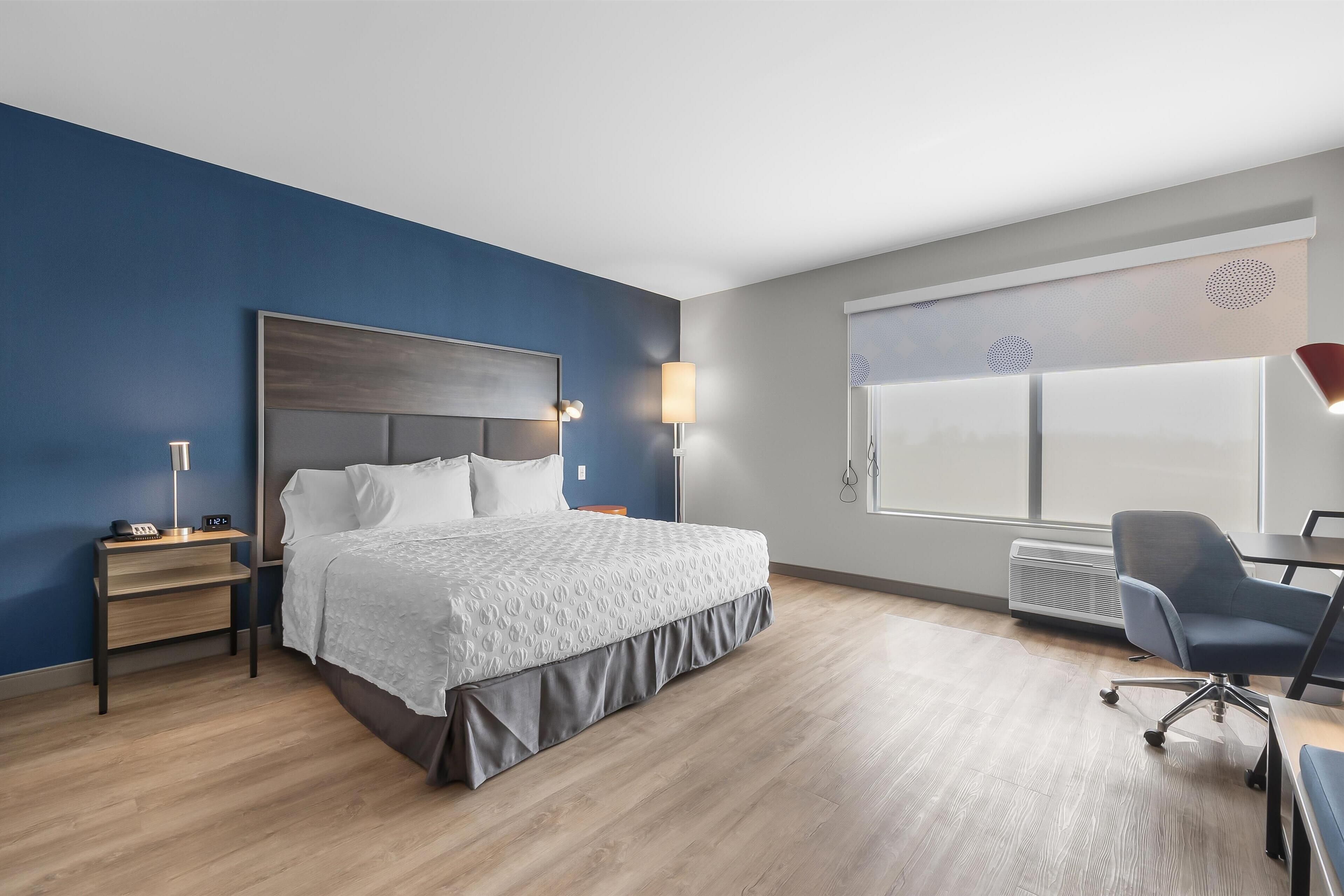 Zimmer, 1 King-Bett, barrierefrei, Badewanne (Mobility & Hearing)