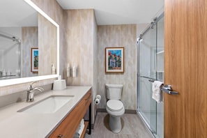 Room, 2 Queen Beds, Refrigerator | Bathroom shower - Hampton Inn Mt. Vernon Oh (Mount Vernon)