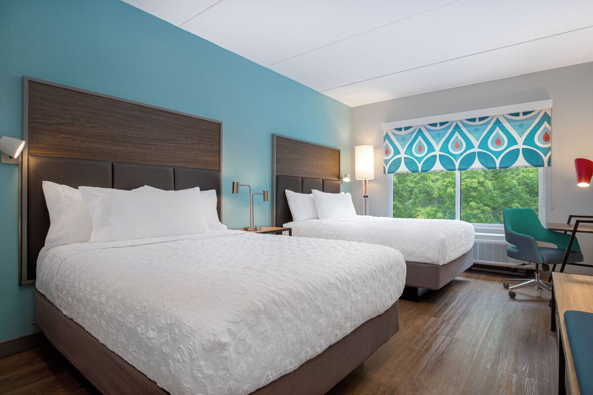 Kamer, 2 queensize bedden | Geluiddichte muren, gratis wifi