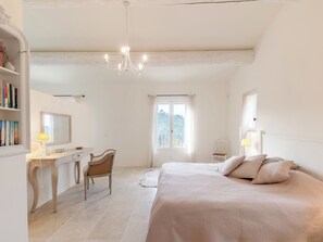 5 soverom, wi-fi og sengetøy