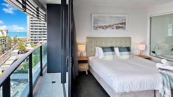 2 bedrooms, iron/ironing board, travel cot, free WiFi