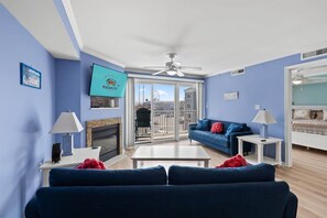 Living area - OCbeachparadise, Paradise Off The Boardwalk (Ocean City)