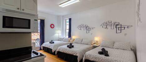 1 bedroom, WiFi, bed sheets