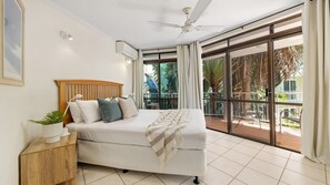 3 bedrooms, iron/ironing board, WiFi - 7/7 Mitti Street Little Cove Noosa Heads (Noosa Heads)