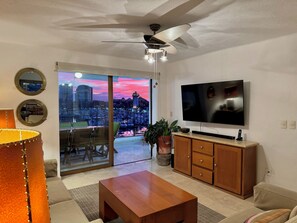 Living area - Stunning 3BR Marina-View Apartment Puerto Vallarta (Puerto Vallarta)