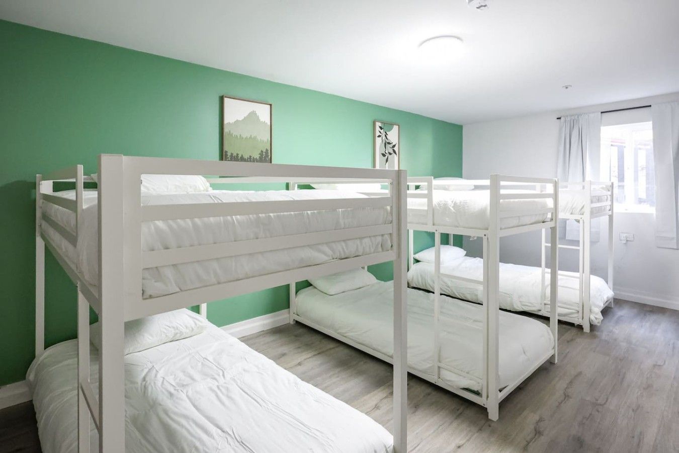 Desk, iron/ironing board, travel cot, WiFi
