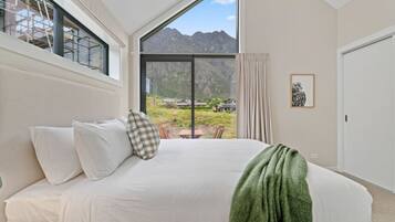 2 bedrooms, iron/ironing board, travel crib, WiFi