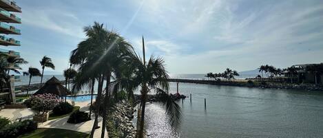 Sun-loungers, beach towels
