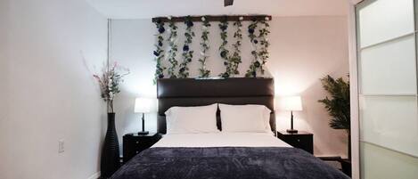 1 多间卧室、旅行婴儿床、WiFi、床单