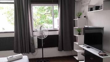 Studio, kaupunkinäköala | 1 makuuhuone, ilmainen Wi-Fi