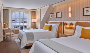 3 chambres, fer et planche à repasser, Wi-Fi, draps fournis