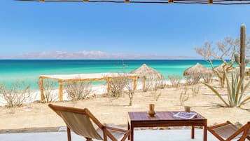 Exclusive Villa, 3 Bedrooms, Ocean View | Terrace/patio