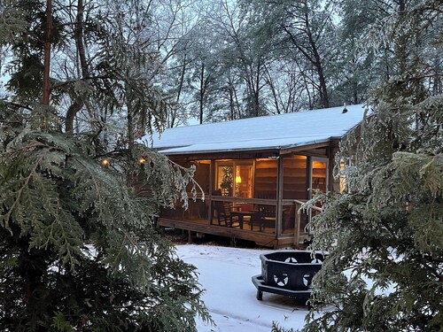 Lake Lure Retreat. Perfect for a budget honeymoon or last minute anniversary!