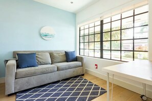 TV connectée, cheminée