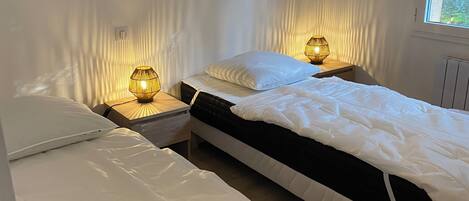 2 habitaciones, tabla de planchar con plancha y wifi gratis