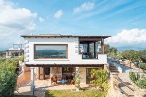 Exterior - Villa Aurazure - jacuzzi with seaview (Olbia)