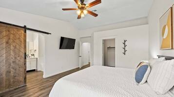 4 chambres, fer et planche à repasser, Wi-Fi, literie fournie