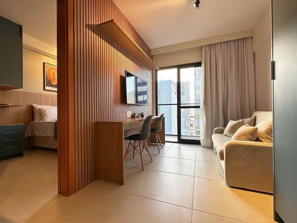 Deluxe Apartment | Living area