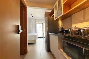Classic Apartment | Private kitchen | Coffee/tea maker