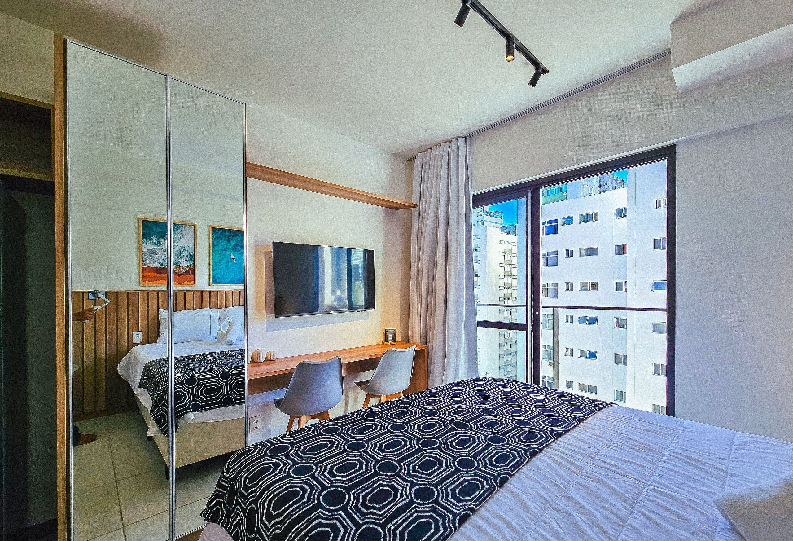 Laptopgeeigneter Arbeitsplatz, Verdunkelungsvorhänge