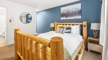 3 bedrooms, iron/ironing board, travel crib, WiFi