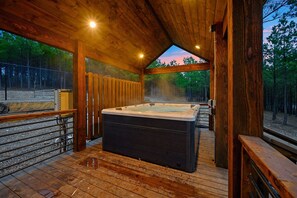 Outdoor spa tub - Rare Breed | 8 Bedrooms | Pool | Pickleball | Playset | EV Outlet (Broken Bow)