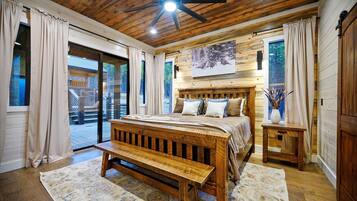 8 bedrooms, iron/ironing board, free WiFi, bed sheets